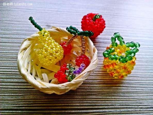 DIY水果串珠_草莓篇 第1步