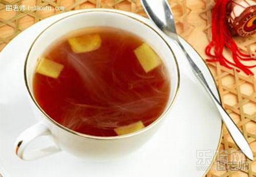 早上可以将生姜泡茶制成生姜茶来喝