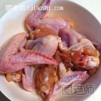 流传百年驰名粤港的名菜——【太爷鸡翼】的做法图解2