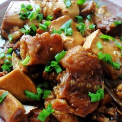 红烧草鱼豆腐的做法[图]