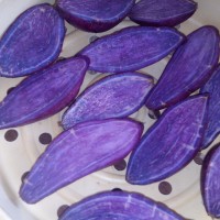 紫薯翻花面包：2