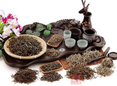 茶道始于中国中国人对于茶的喜爱远远高于其它的国家