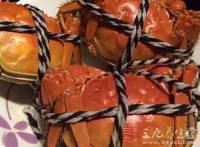 螃蟹的最佳吃法是蒸而不是煮