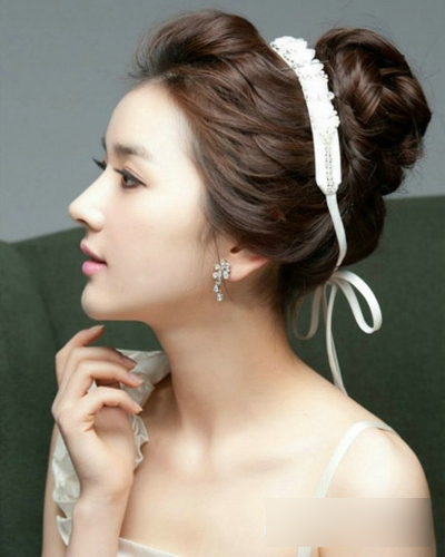 彰显美丽韩式新娘发型 图老师