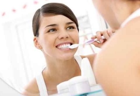 刷牙的正确方法和步骤 图老师
