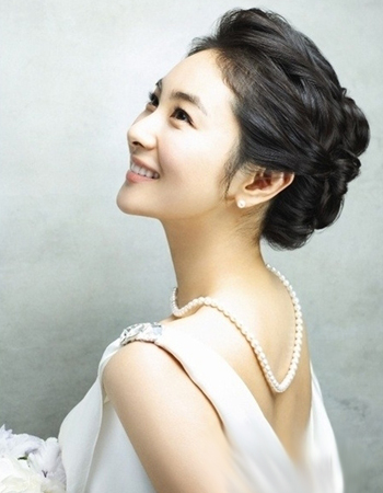 四款韩式新娘甜美发型 图老师