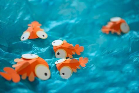 【幼儿园手工】幼儿园小丑鱼折纸图解教程