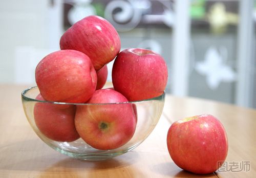 苹果敷脸的正确方法是什么