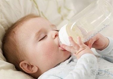 宝宝喝配方奶便秘了怎么办