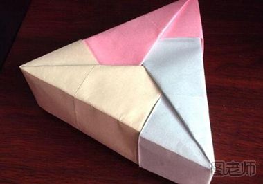 如何制作三角礼物盒
