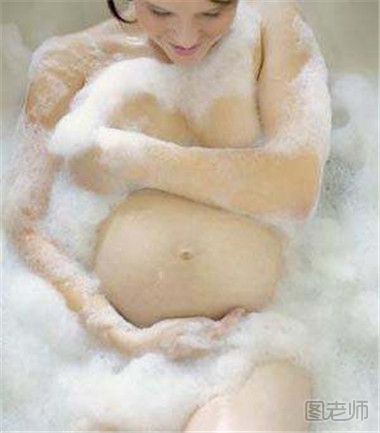 夏季孕妇洗澡需要注意什么 孕妇夏季洗澡注意事项